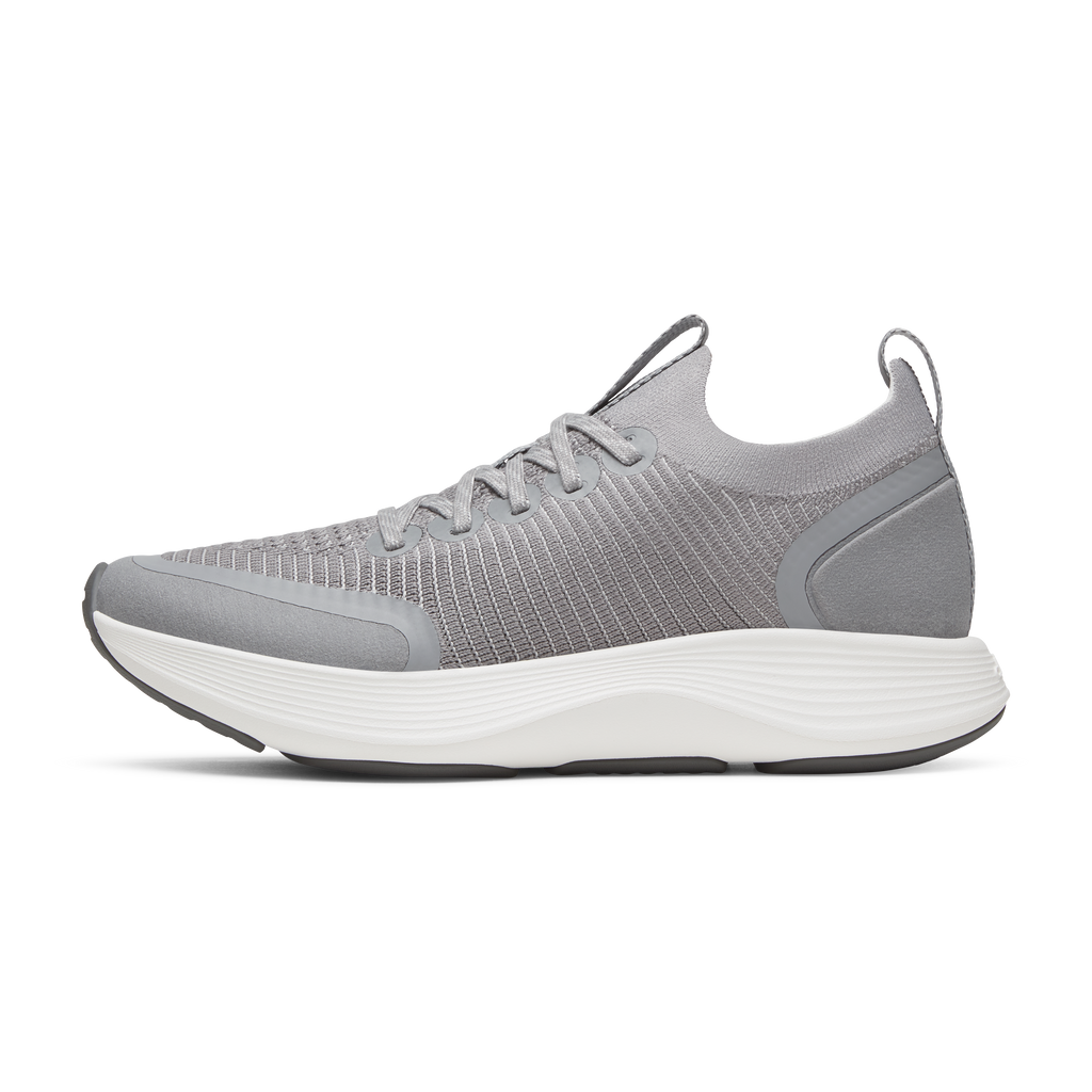 WOMEN'S STRIDER